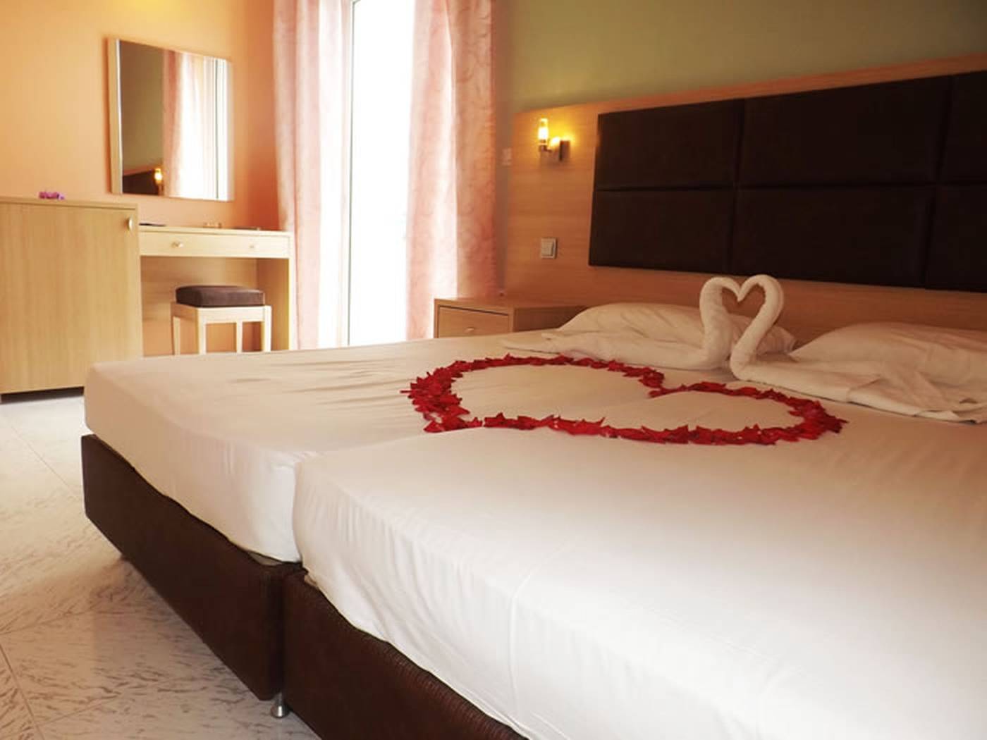 Leonidas-Hotel-And-Studios-Room-34