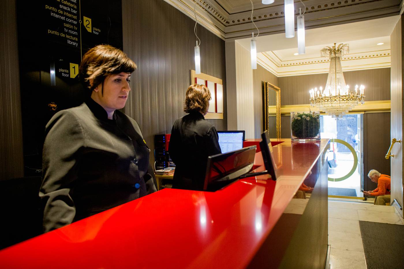 Hotel-Arosa-Lobby-13