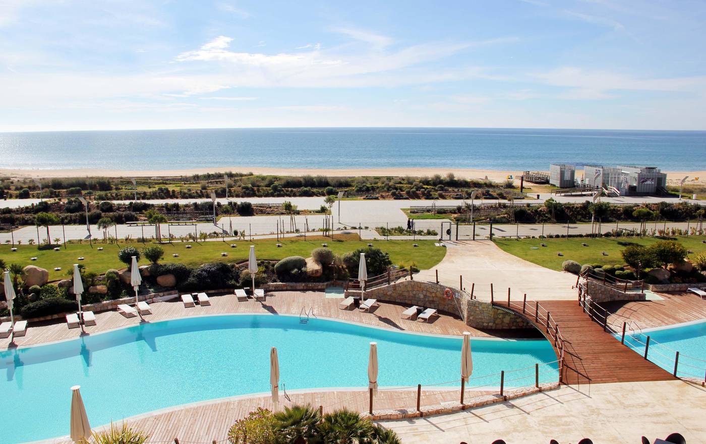 Crowne-Plaza-Vilamoura-Pool-86