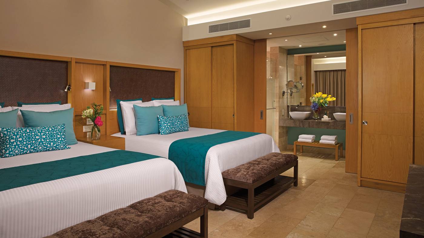 Dreams-Playa-Mujeres-Golf---Spa-Resort-All-Inclusive-Room-22