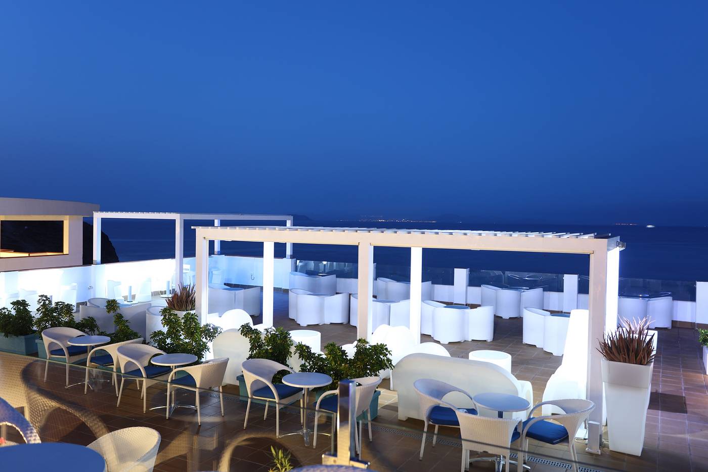 Sandos-Papagayo-Terrace-53