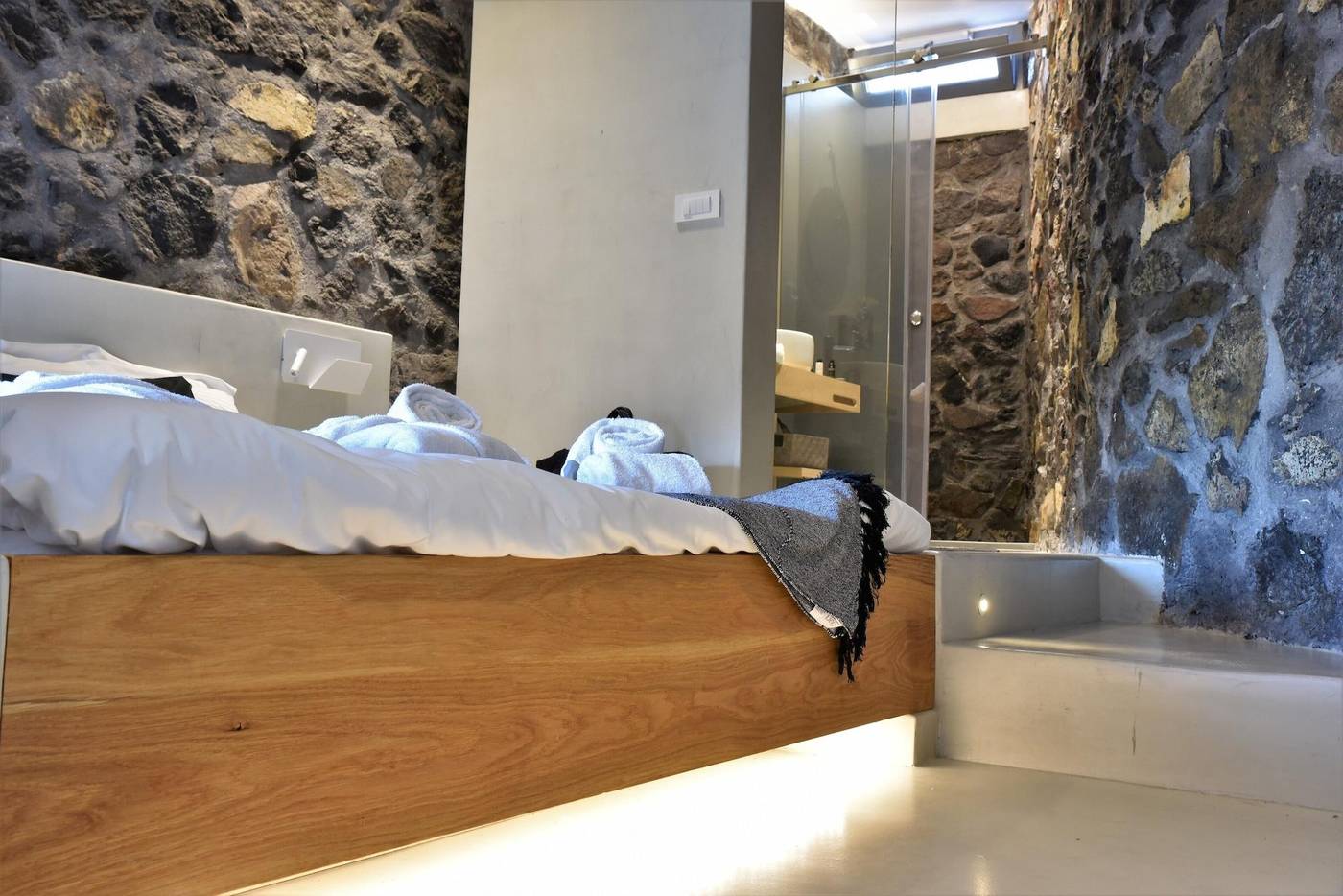 Horizon-Mills-Villas---Suites-Room-34