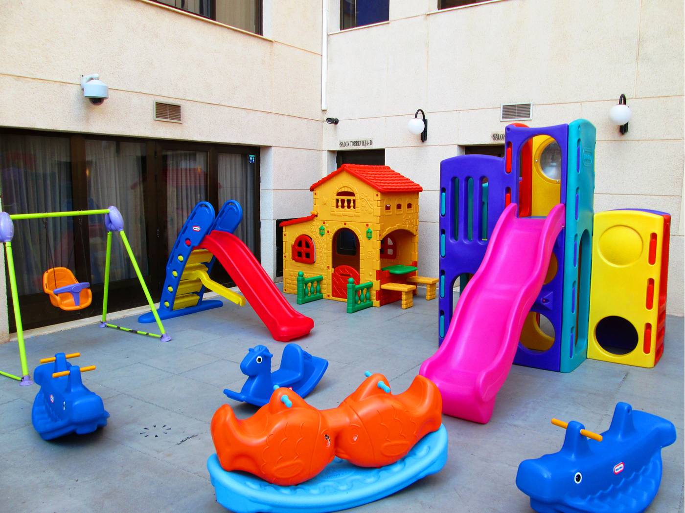 Hotel-Playas-De-Torrevieja-Sports-and-Entertainment-44