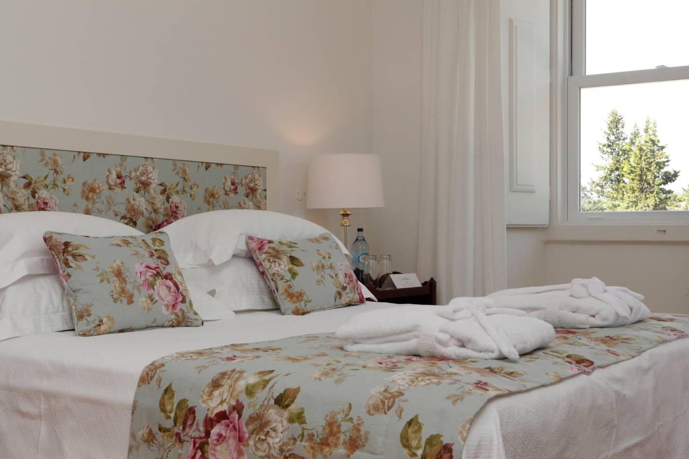 Casa-Palmela---Small-Luxury-Hotels---Villas-Room-44