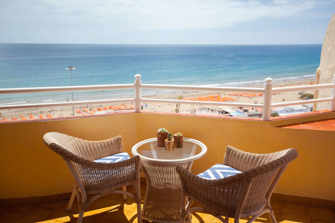 Corallium-Dunamar-by-Lopesan-Hotels-Terrace-61