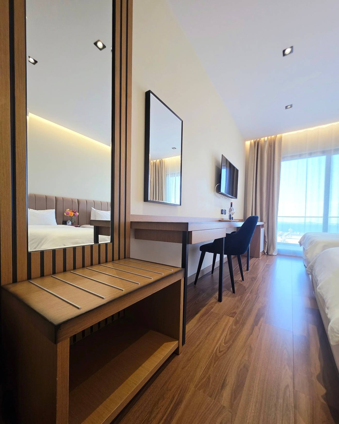 Valza Boutique Hotel 17.12.25