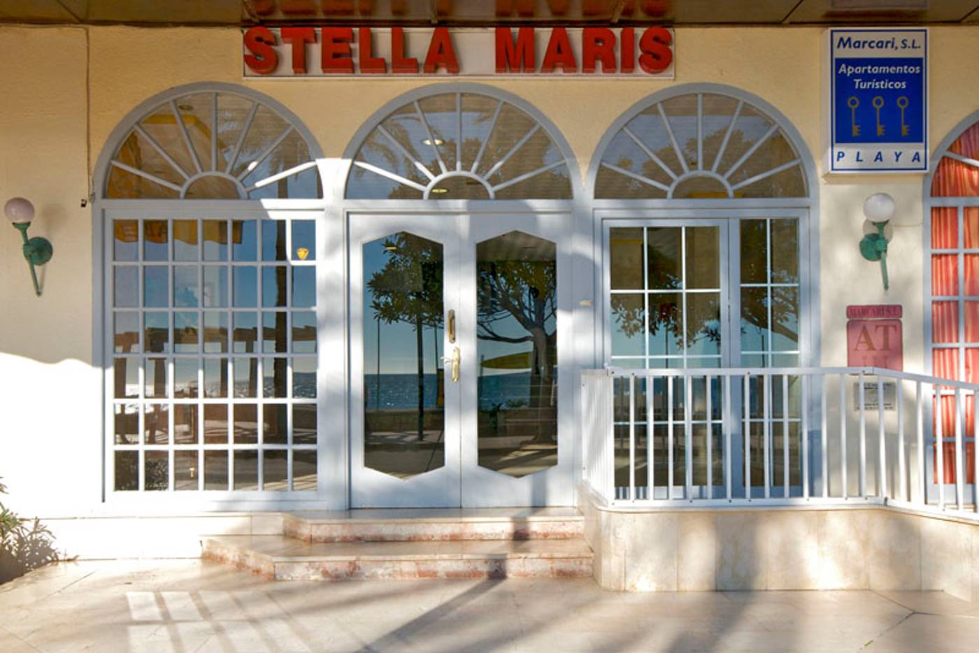 Stella-Maris-Lobby-4