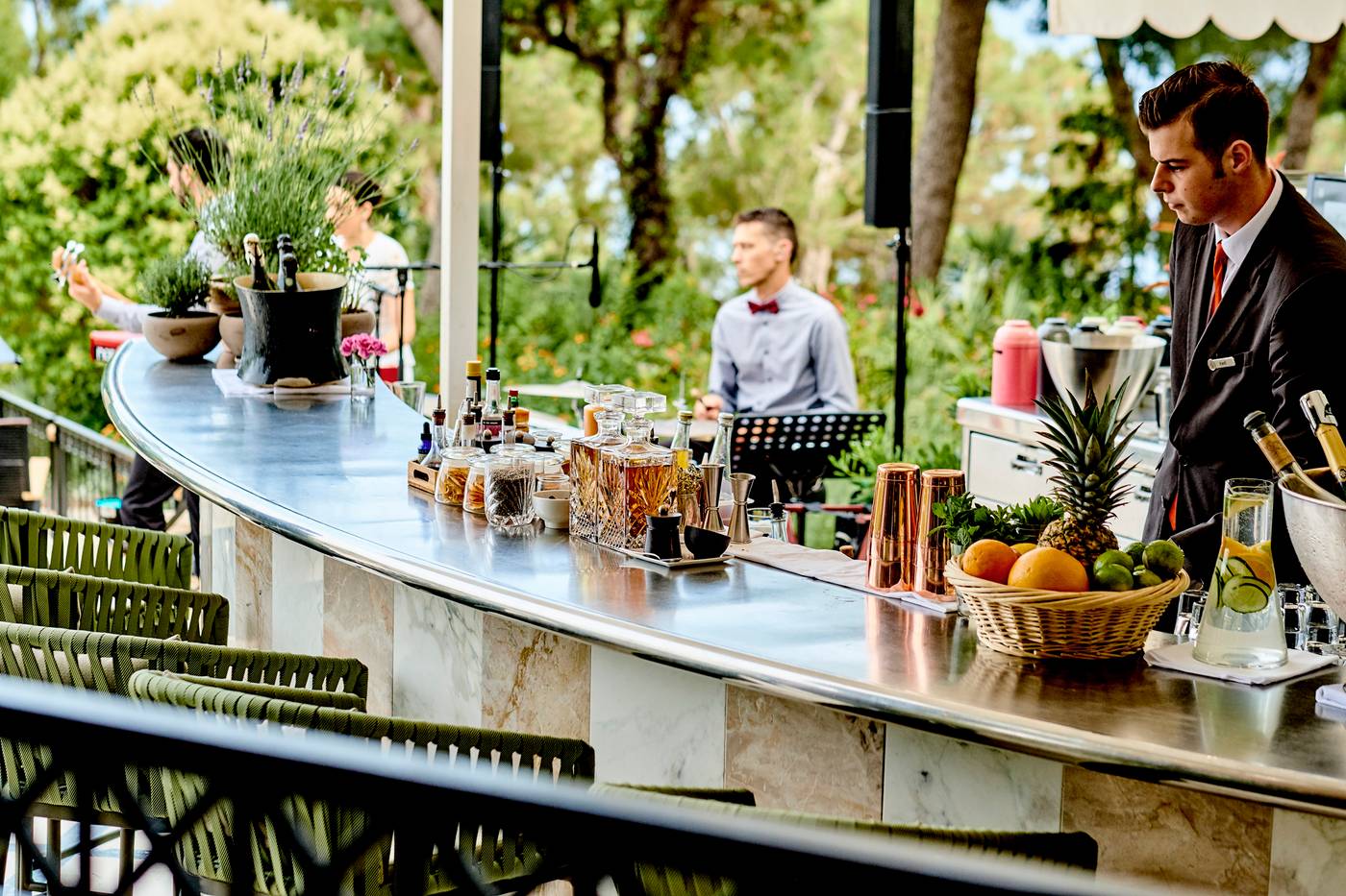 Grand-Hotel-du-Cap-Ferrat--A-Four-Seasons-Hotel-Bar-39
