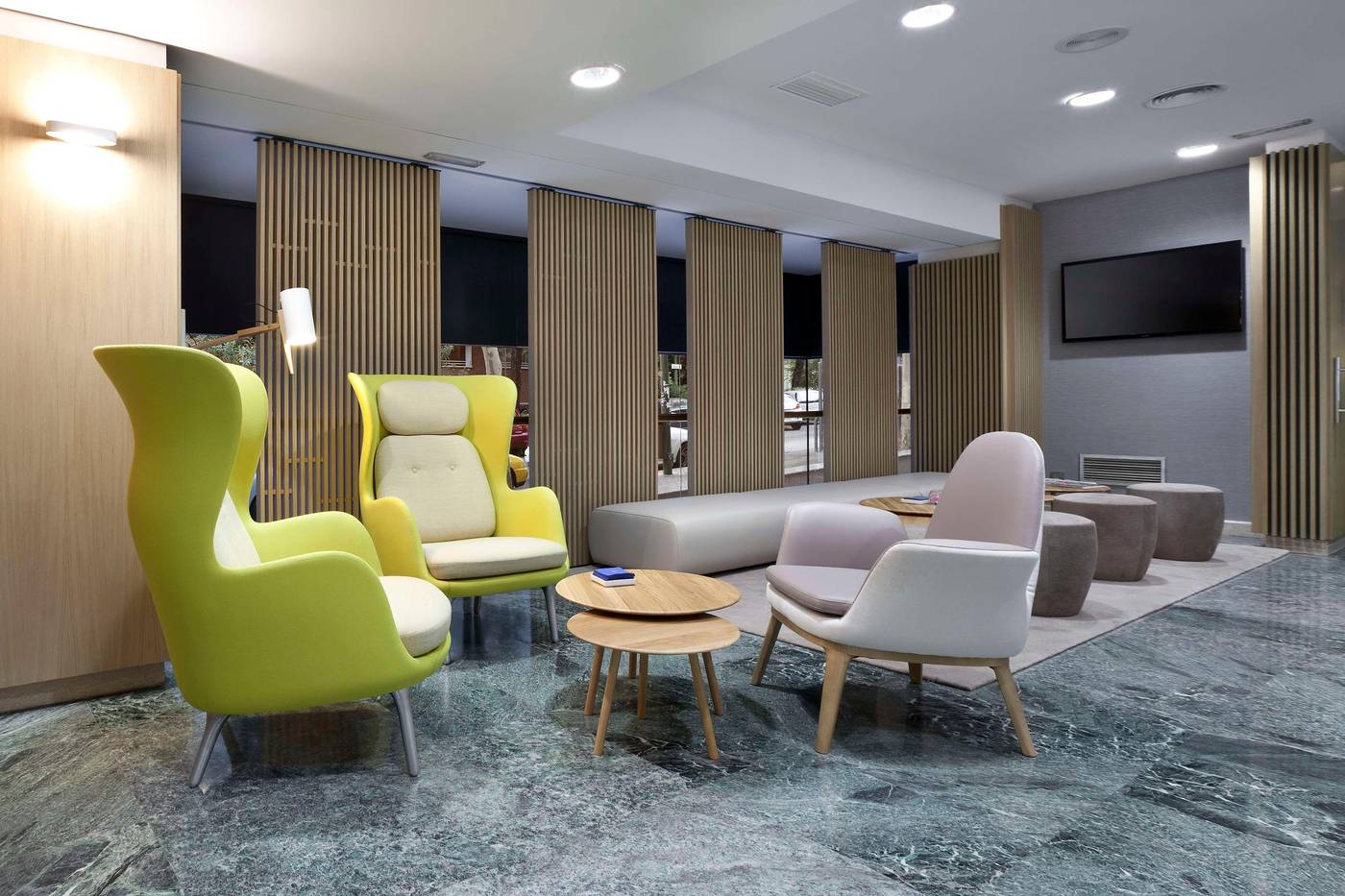 NH-Madrid-Ventas-Lobby-3