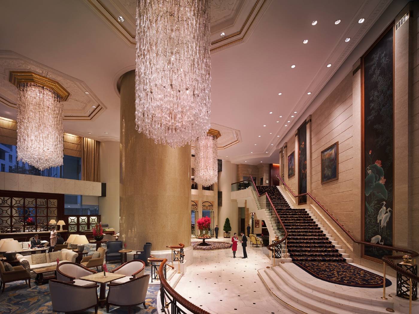 Island-Shangri-La-Hong-Kong-Lobby-8