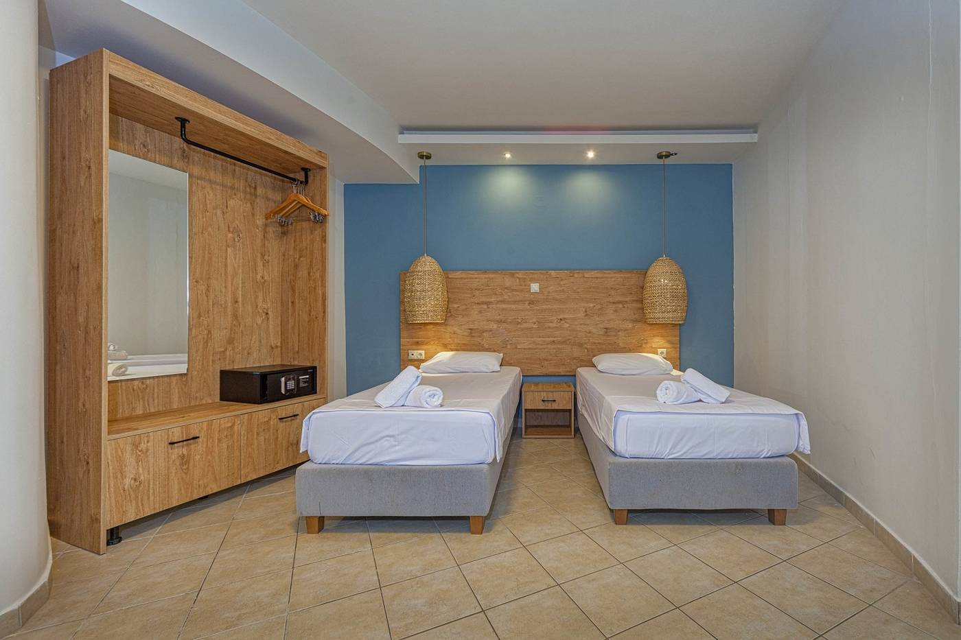 Island Beach - Adults Only