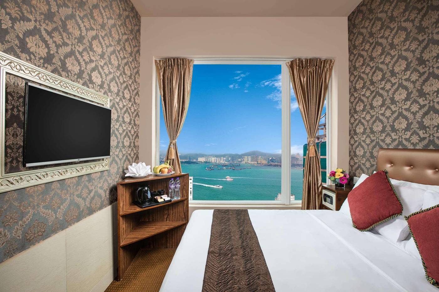 Ramada-Hong-Kong-Harbour-View-Room-5