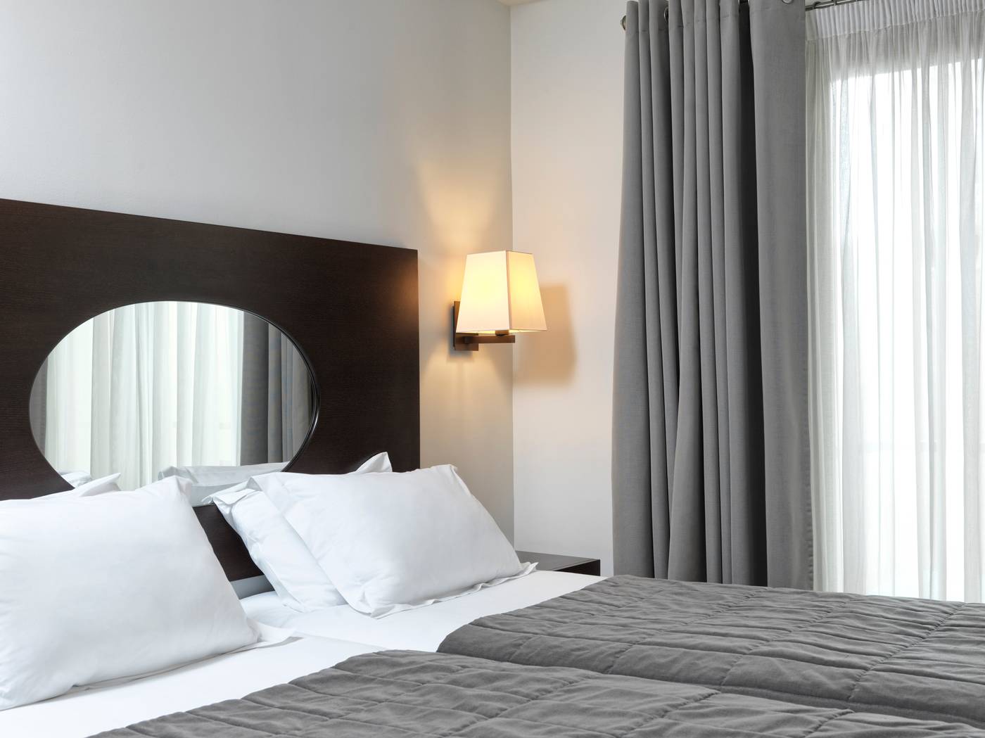 Hotel-Acropolis-Hill-Room-18