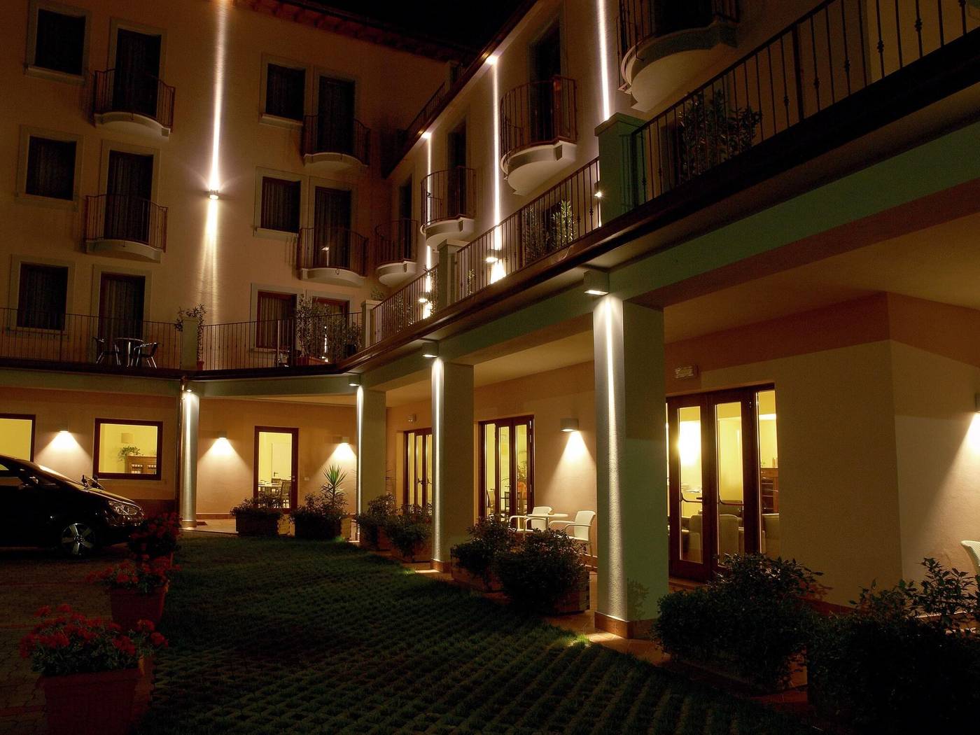International Hotel-Italy-ISEO-General view-5