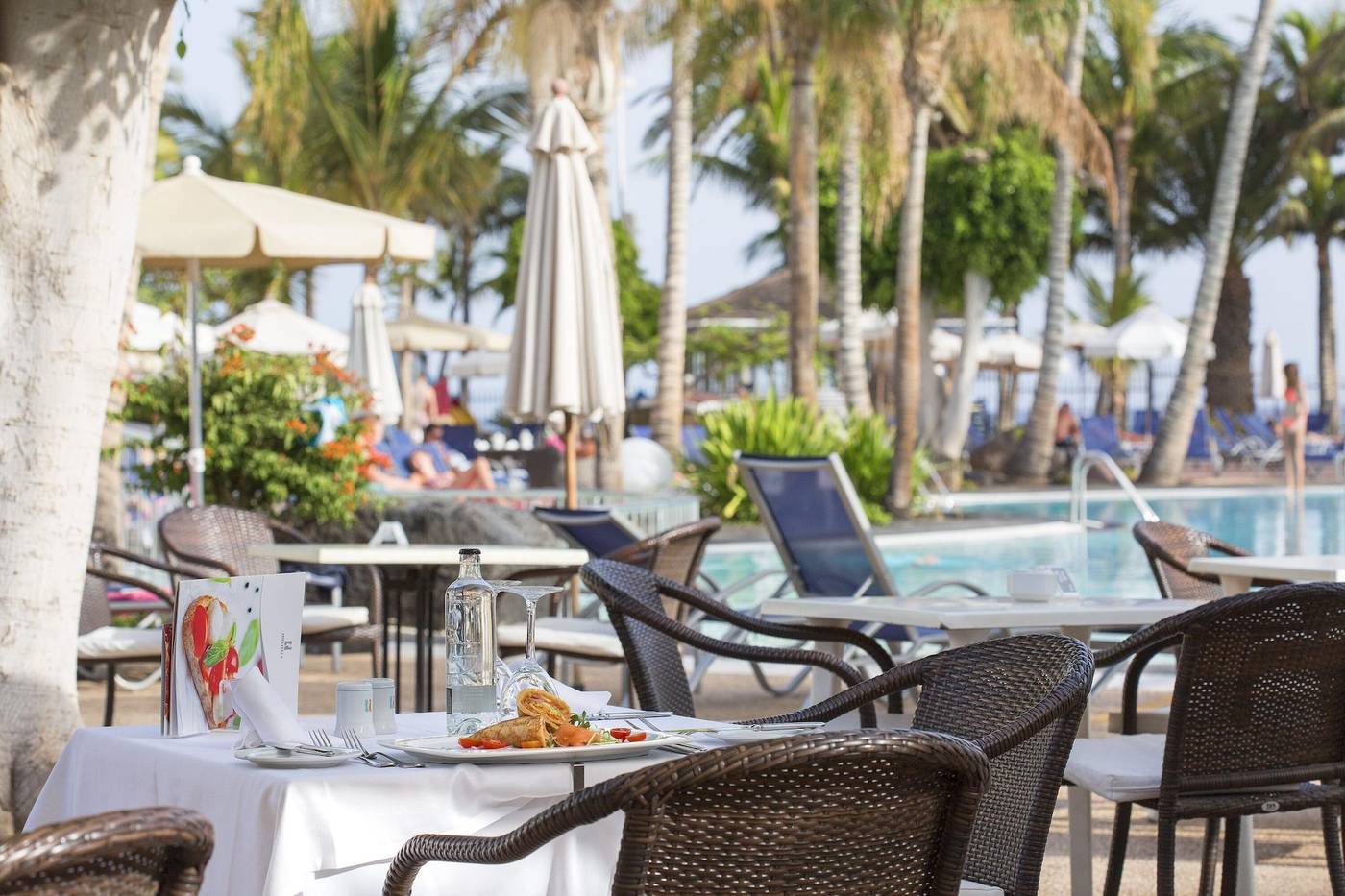 Hipotels-La-Geria-Bar-25