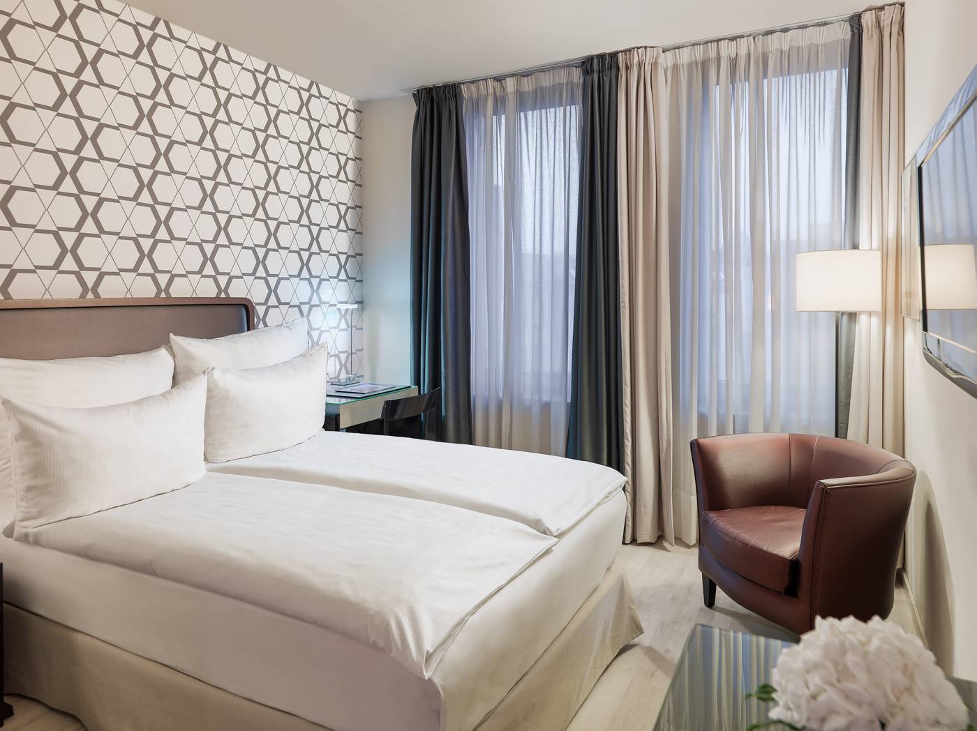 H10-Berlin-Ku-damm-Room-17