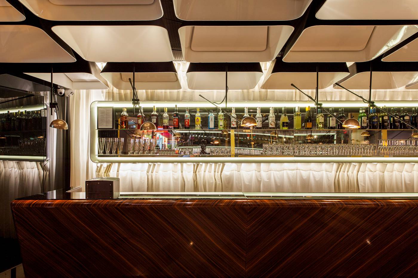 Quentin-Boutique-Hotel-Bar-17