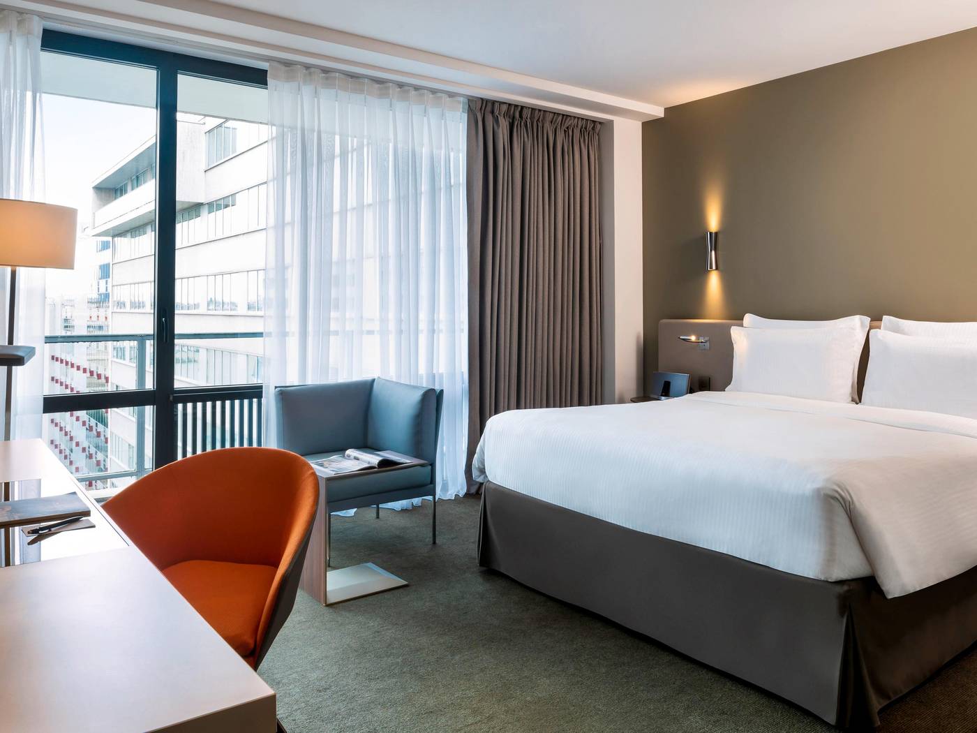 Pullman-Paris-Tour-Eiffel-Room-36