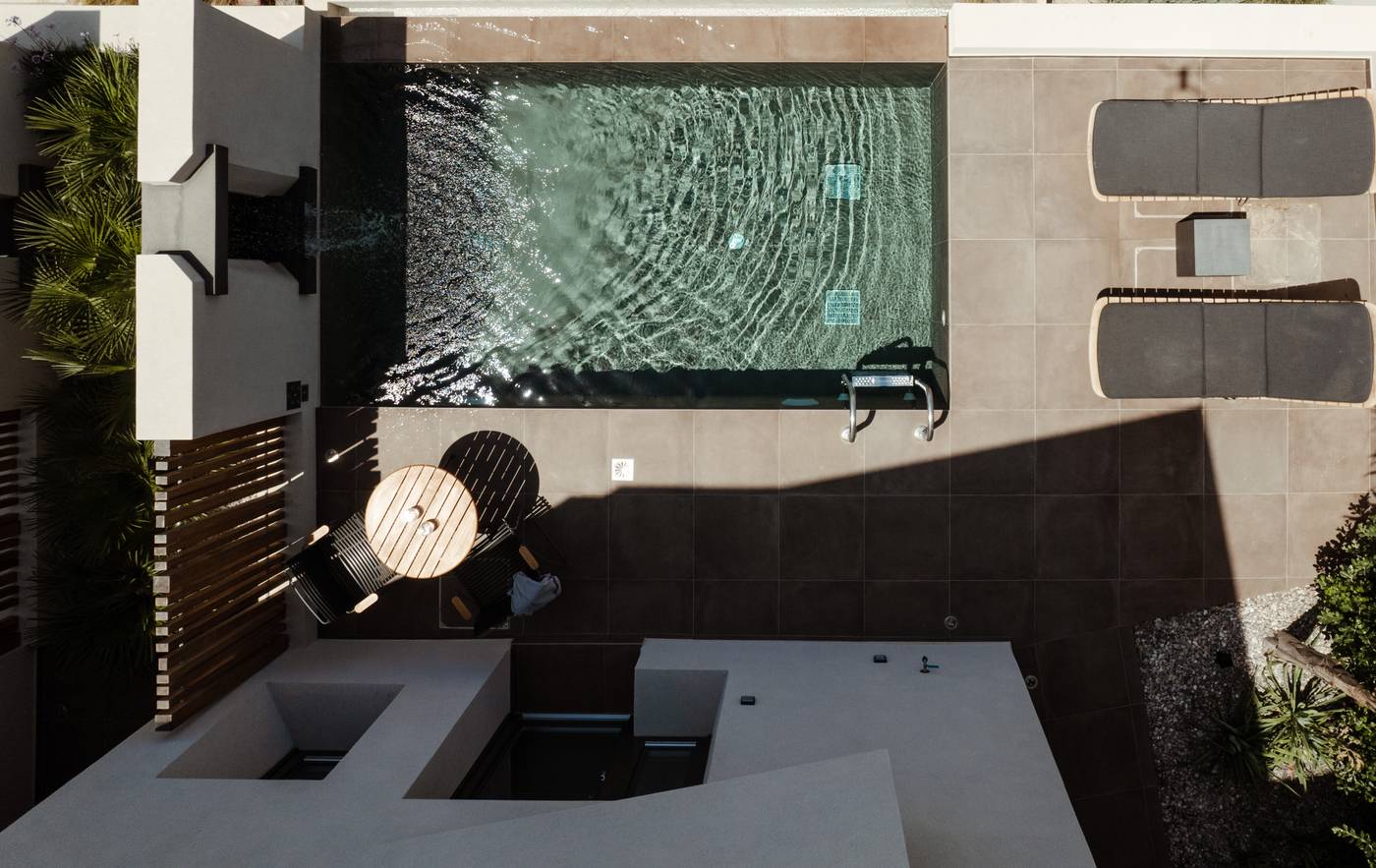 Apikia-Santorini-Room-17