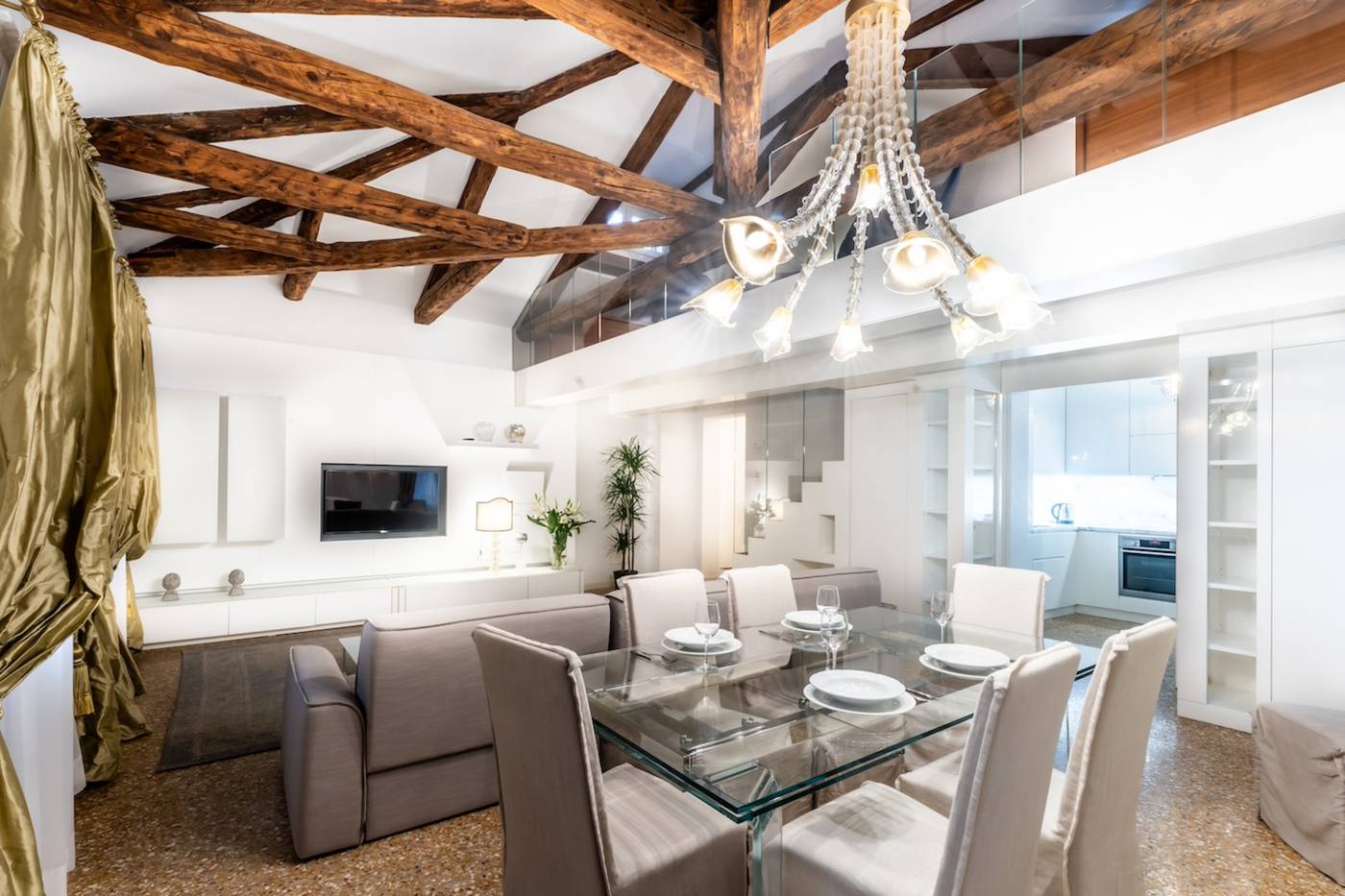 San-Teodoro-Palace----Luxury-Apartments-Room-30