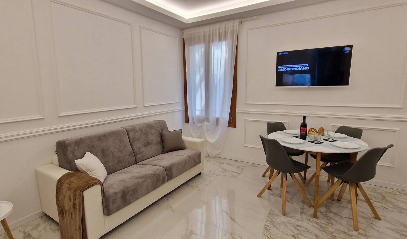 San-Marco-Suite-755-Room-36