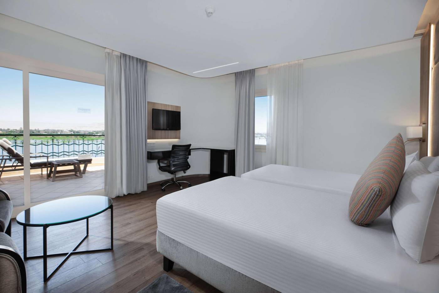 Steigenberger-Nile-Palace-Luxor-Room-44