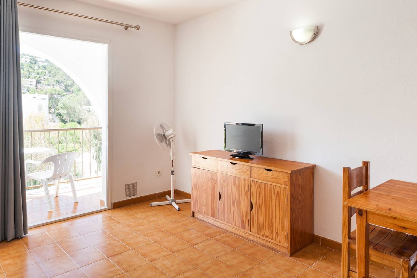 Puerto-Cala-Vadella-Room-25