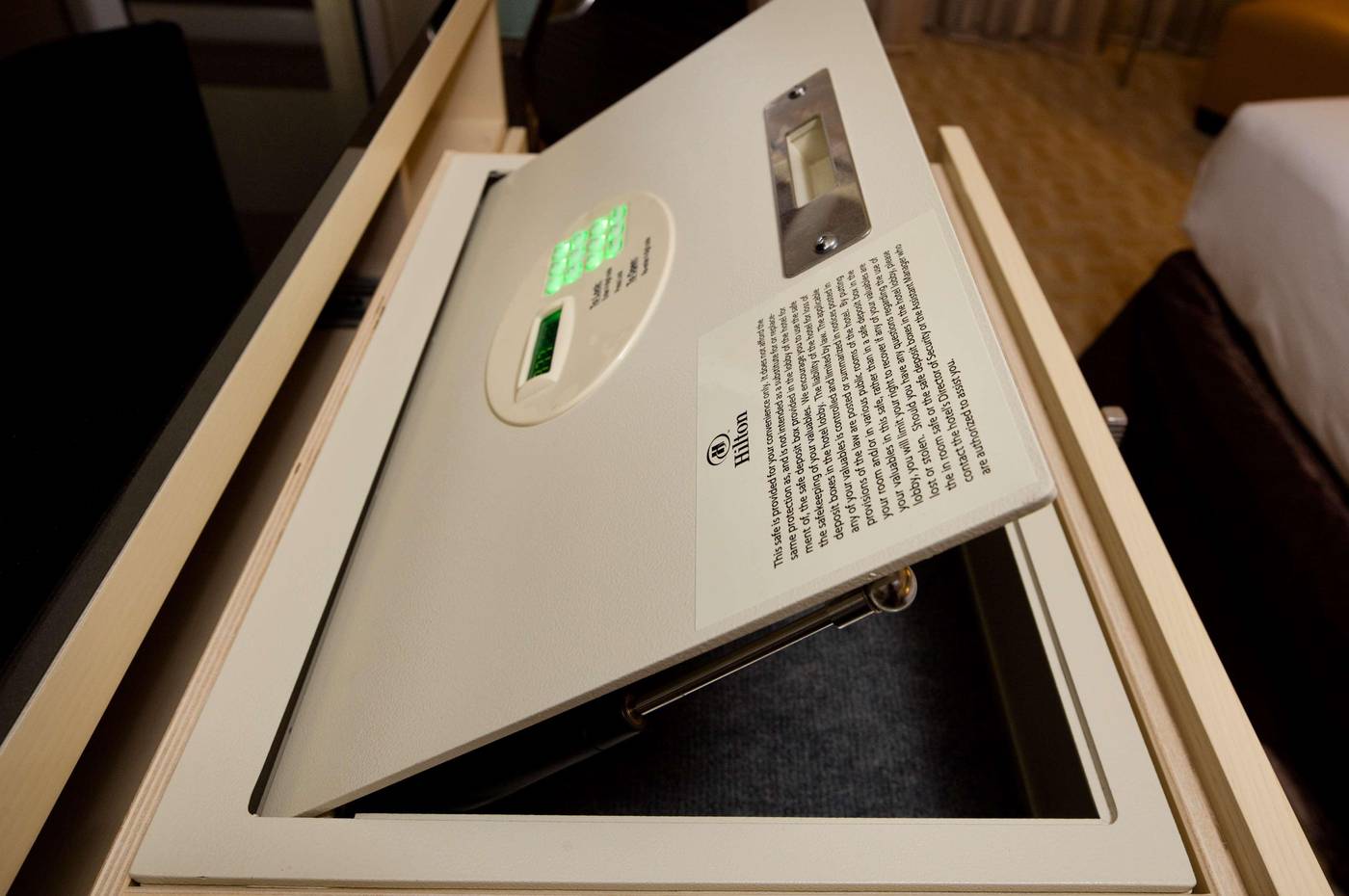 Hilton-Los-Angeles-Airport-Room-52