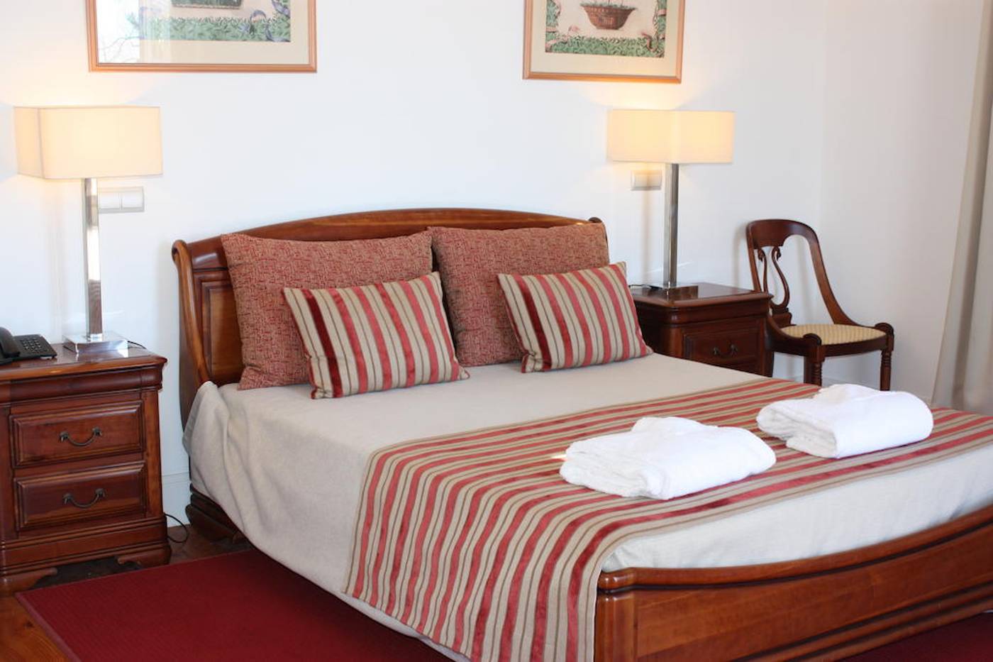 Arts-In-Hotel-Conde-Carvalhal-Room-16