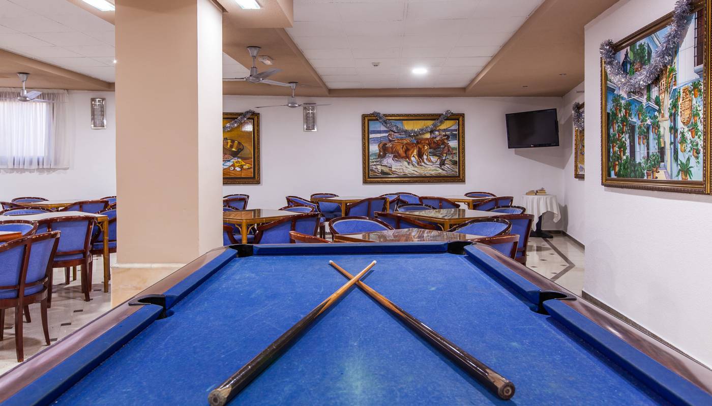 Blue-Sea-Hotel-Calas-Marina-Bar-42