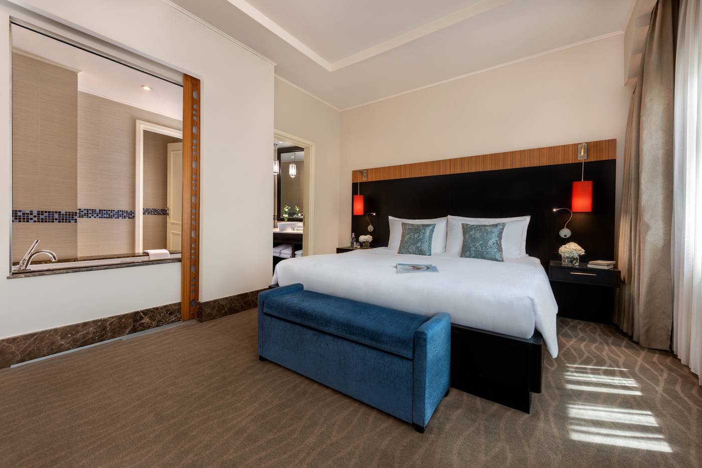 Oaks-Ibn-Battuta-Gate-Dubai-Room-16