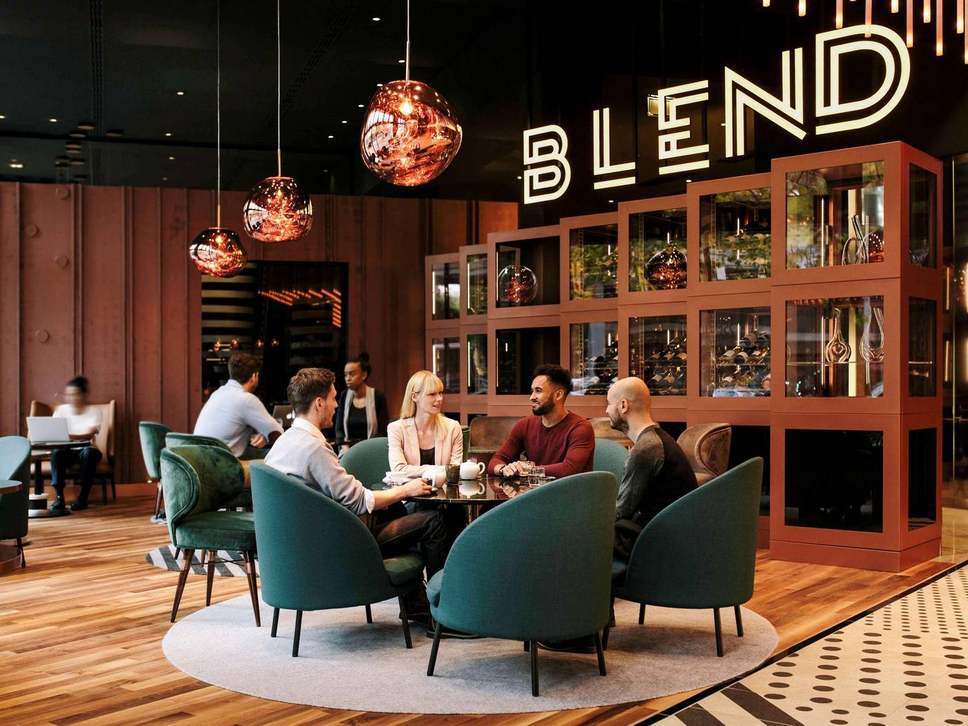 Pullman-Berlin-Schweizerhof-Bar-20