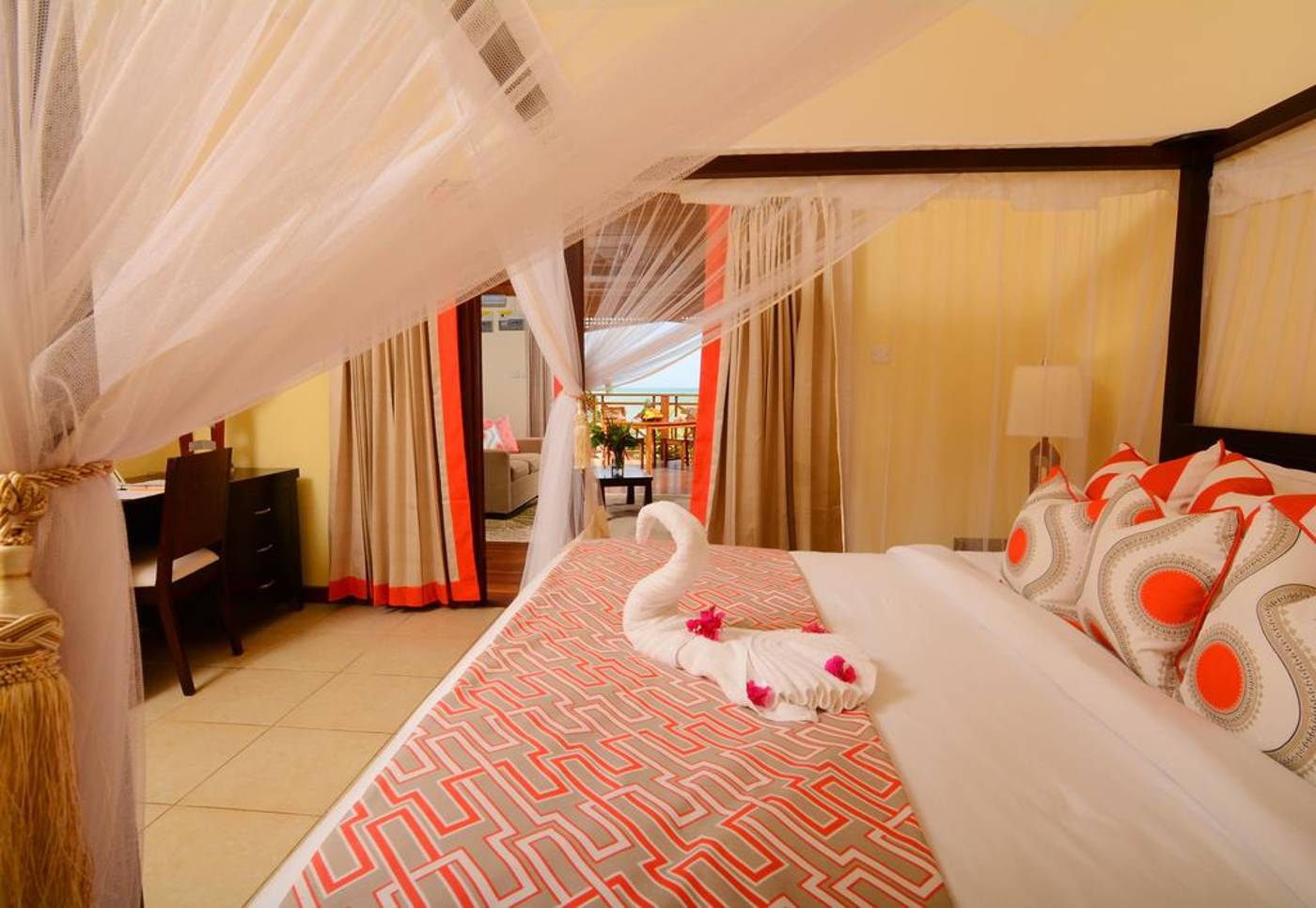 Calabash Cove Resort & Spa Hotel