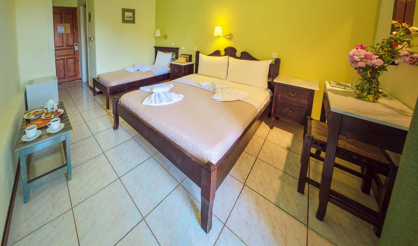 Daphne-Hotel-Room-10