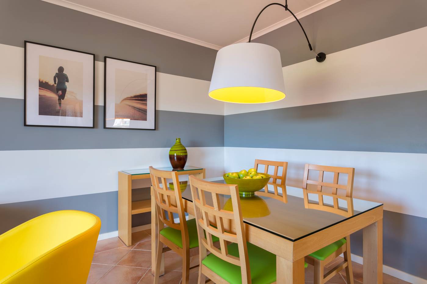 AP-Victoria-Sports---Beach-Room-27