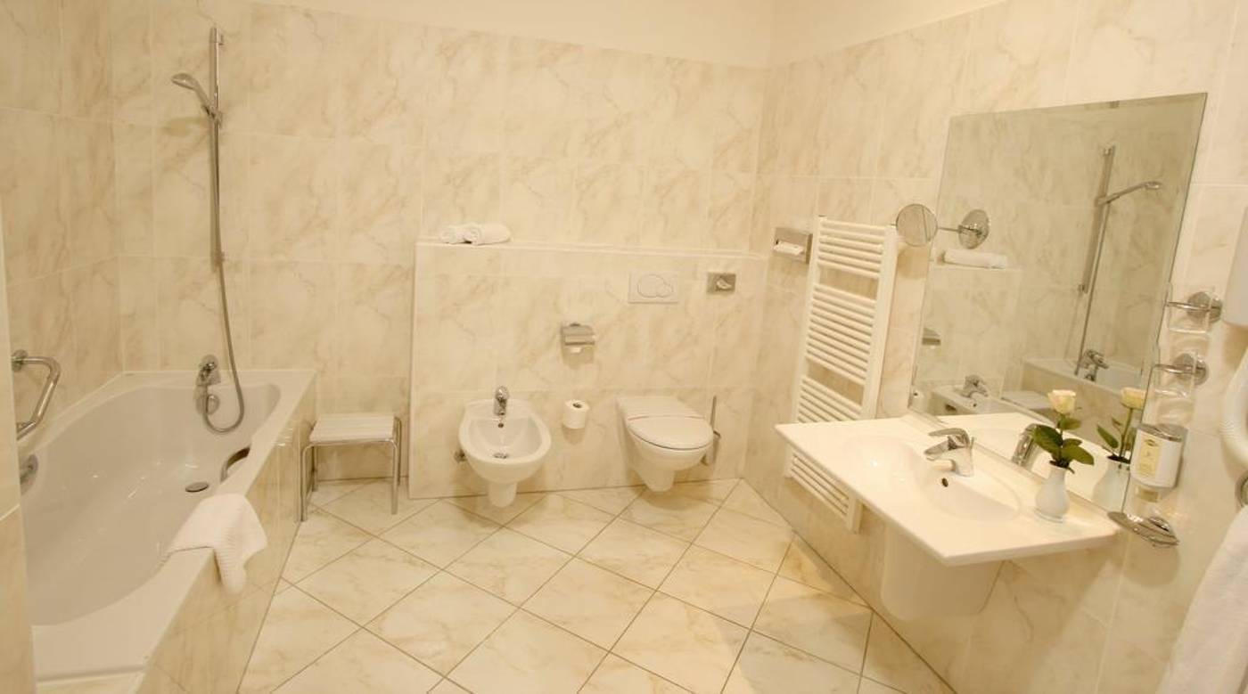 Parkhotel Richmond-Czech Republic-KARLSBAD-General view-6