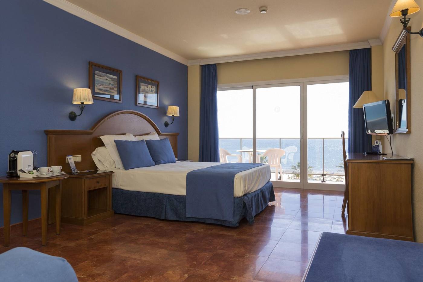 Isabel-Room-38