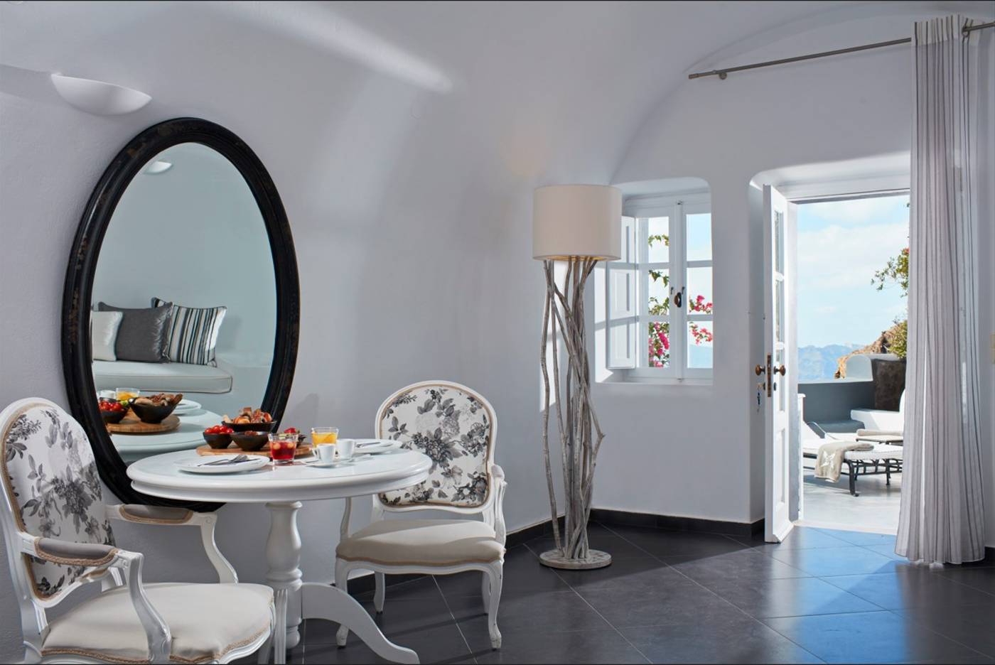 San-Antonio-Luxury-Hotel-Room-3