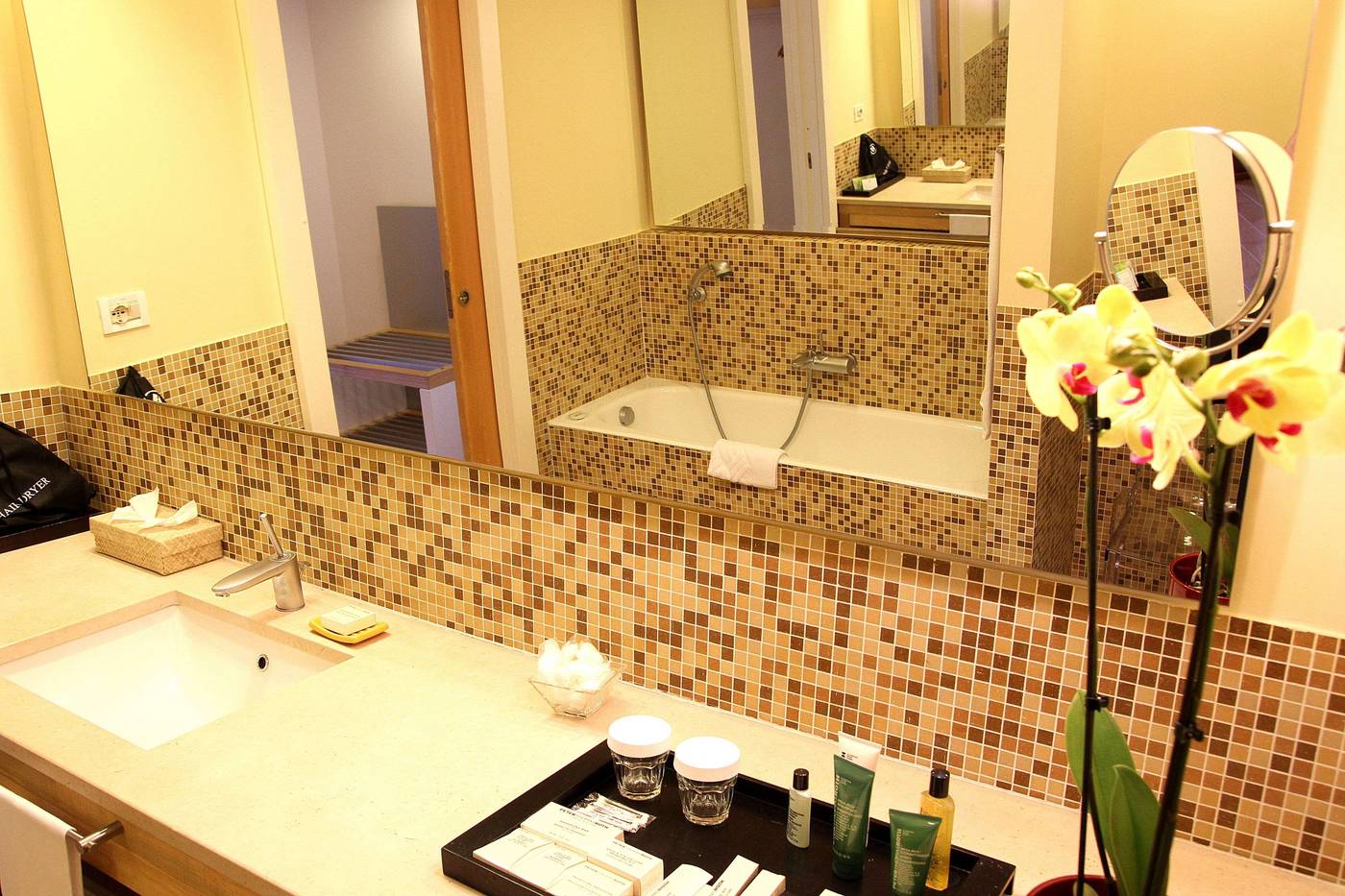 Hilton-Sorrento-Palace-Room-70