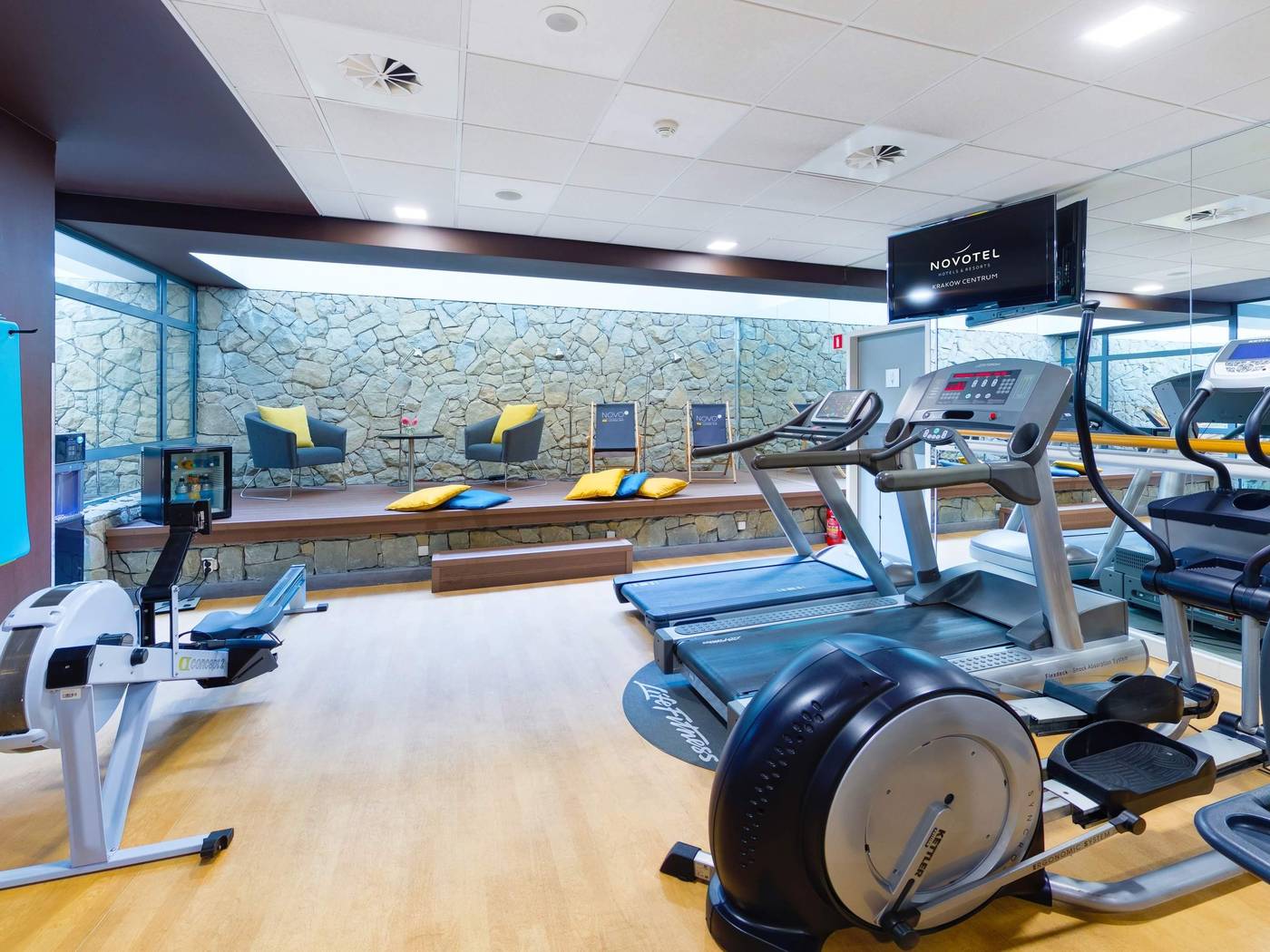 Novotel-Krakow-Centrum-Sports-and-Entertainment-86