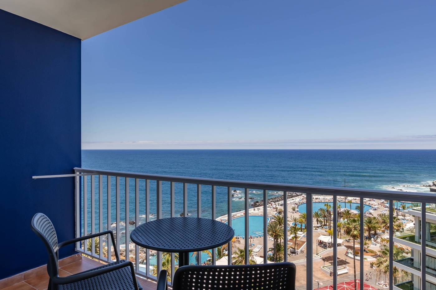 Catalonia-las-Vegas-Room-56