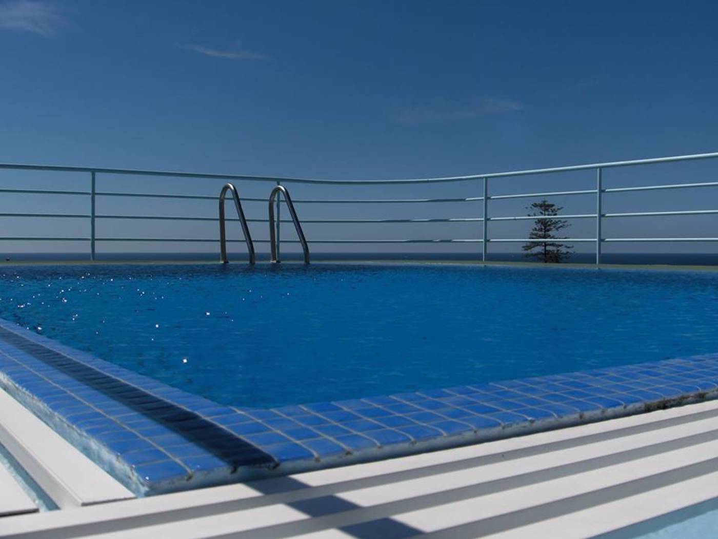 Imperatriz-Aparthotel-Pool-5