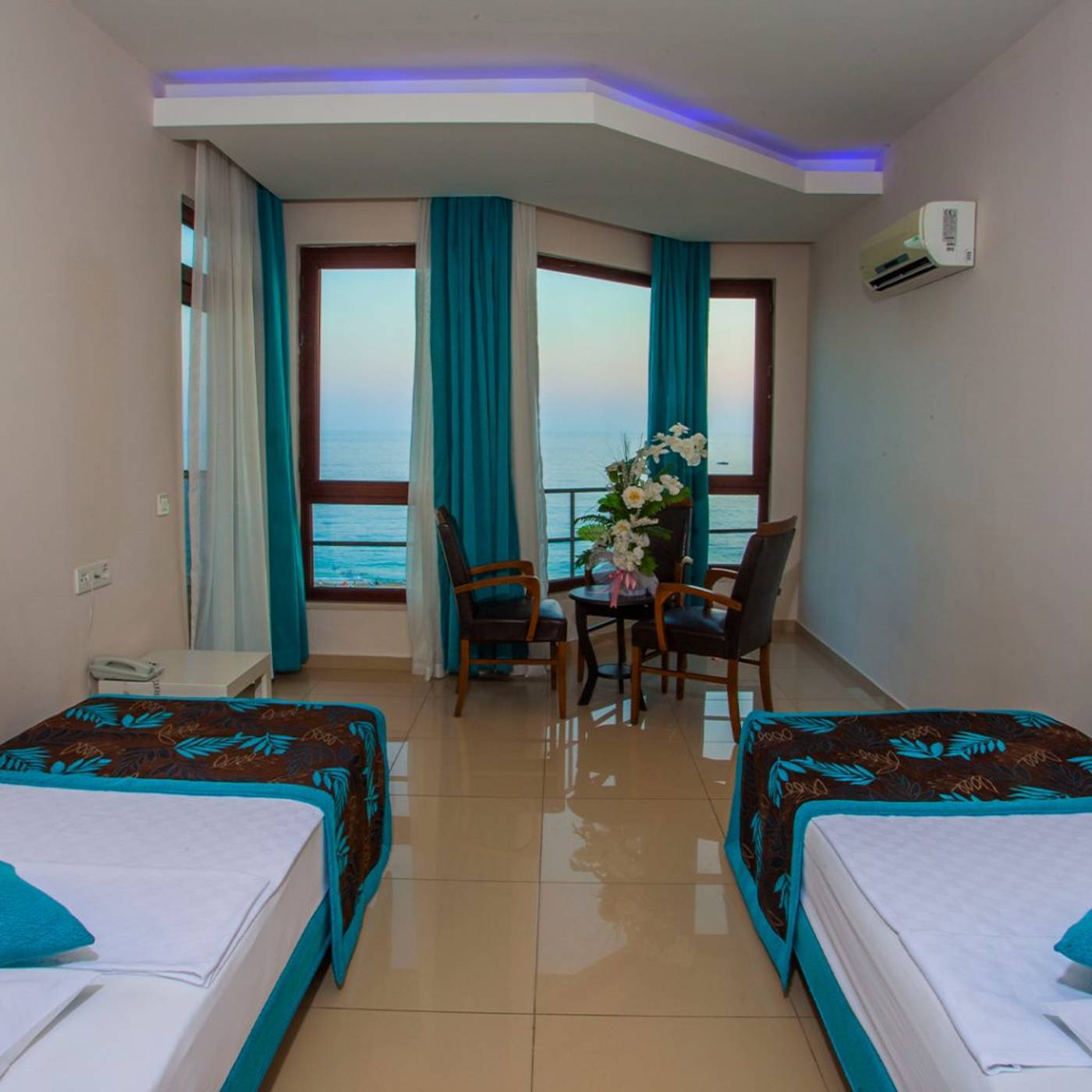 Kleopatra-Ada-Beach-Room-13