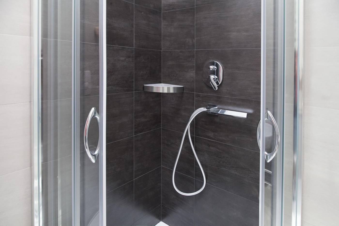 Maison-Maneli-Luxury-B-B-Room-38