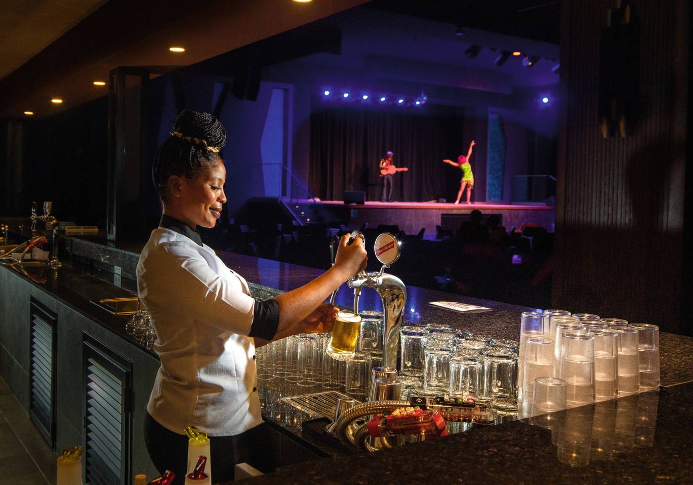 Riu-Montego-Bay-All-Inclusive-Bar-51