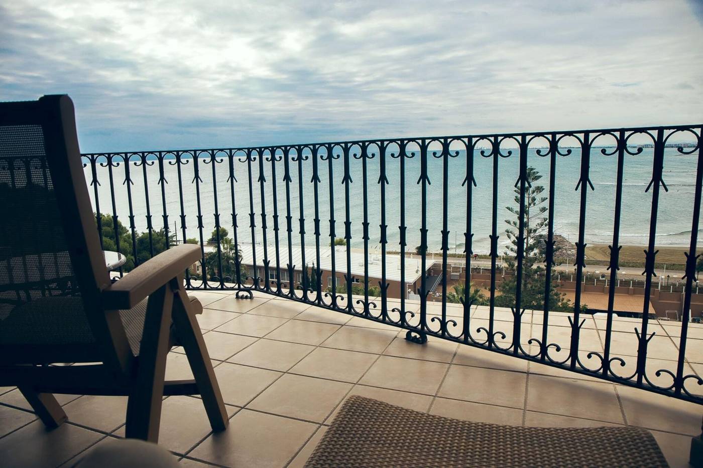 Termas-Marinas-el-Palasiet-Terrace-52