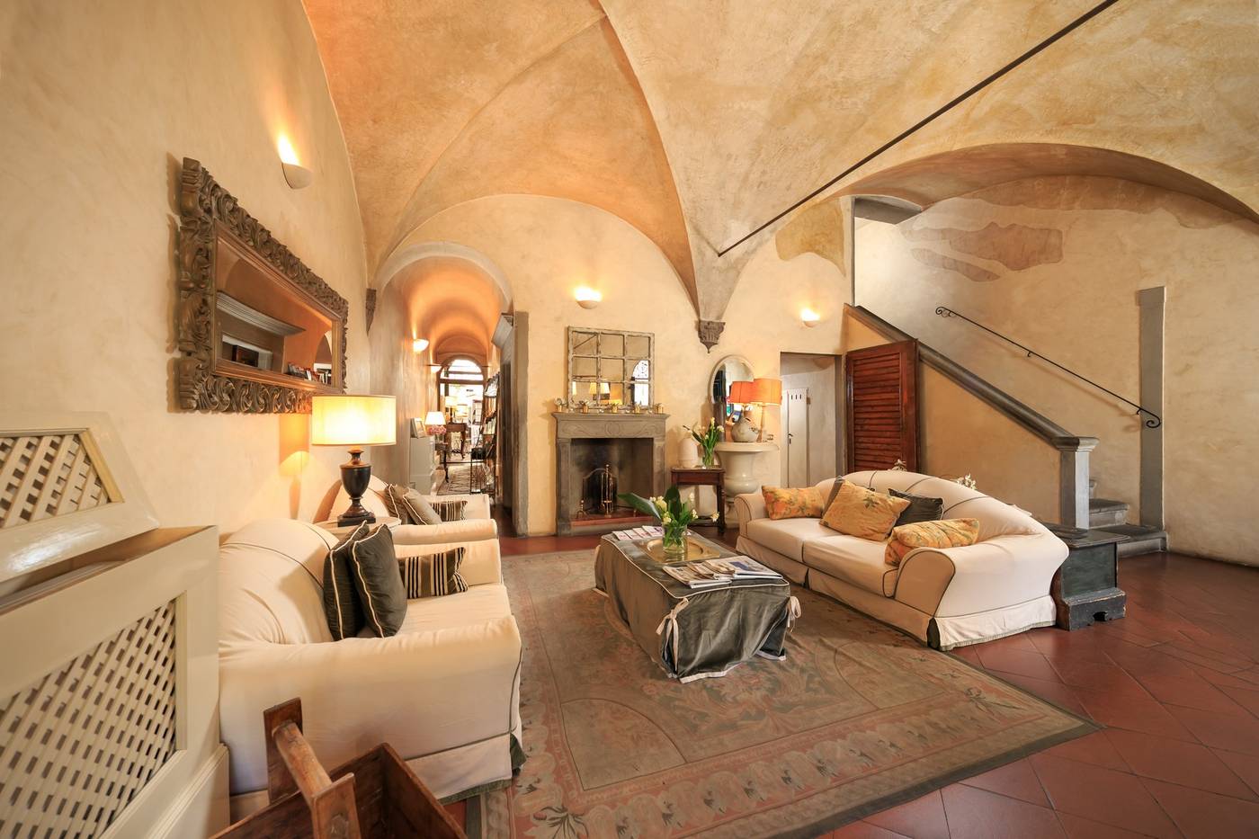 The-J---J-Historic-House-Hotel-General-view-10