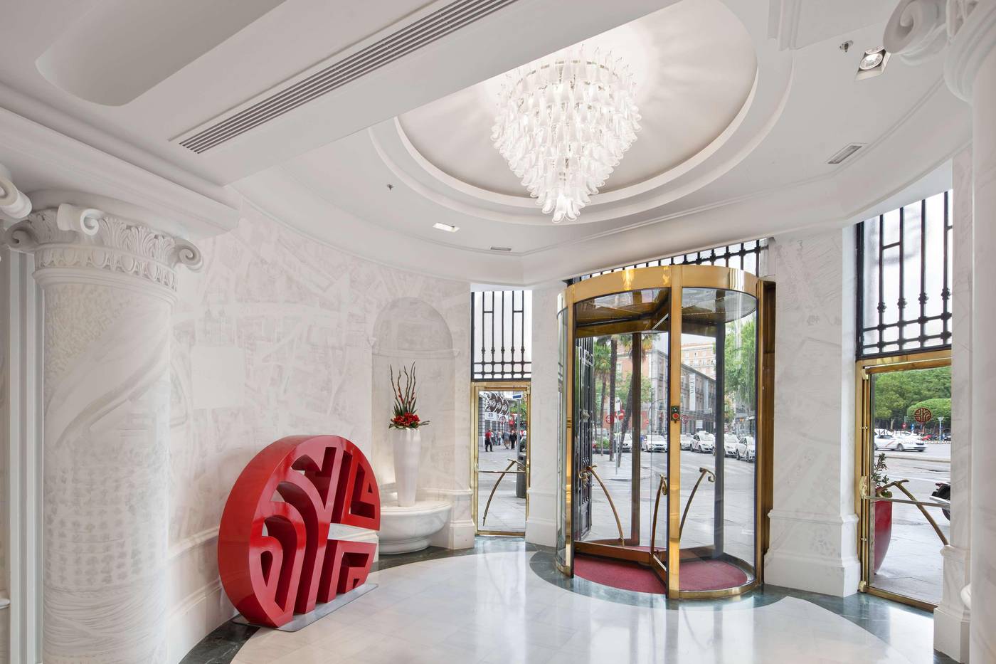 NH-Collection-Madrid-Paseo-del-Prado-Lobby-6