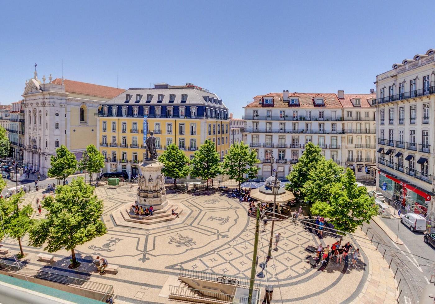 Solar-Dos-Poetas-Room-78