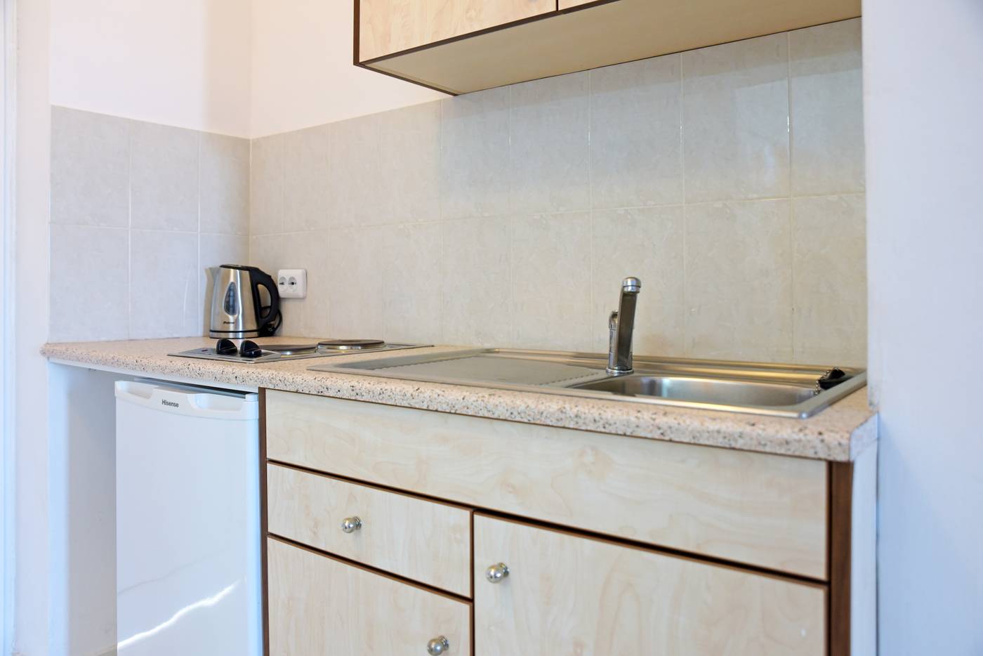 Hillside-Studios-Room-57